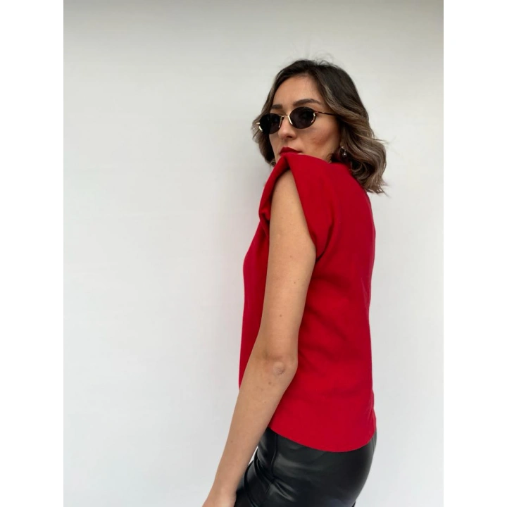 Kadın Kırmızı Kolsuz Vatkalı Triko Kazak