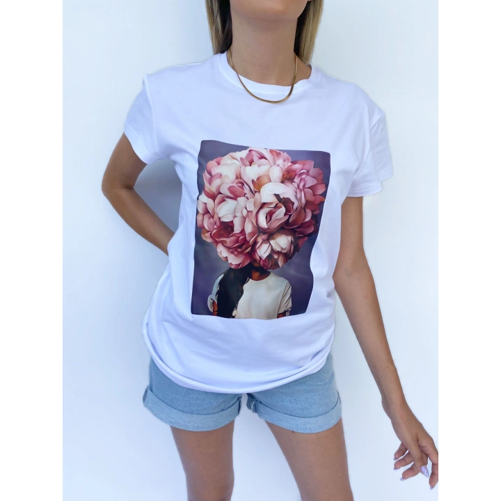 Kadın Pembe Çiçek Baskılı Basic Beyaz Tshirt
