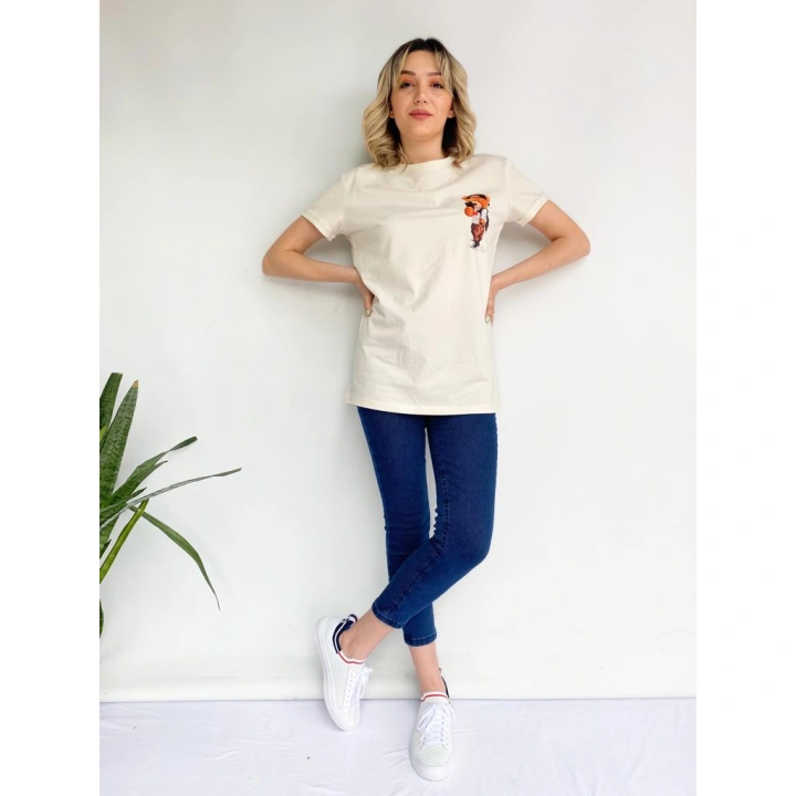 Kadın Ayıcık Baskılı Basic Tshirt Ekru