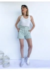 Mom Kesim Kemerli Mint Yeşili Şort