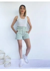 Mom Kesim Kemerli Mint Yeşili Şort