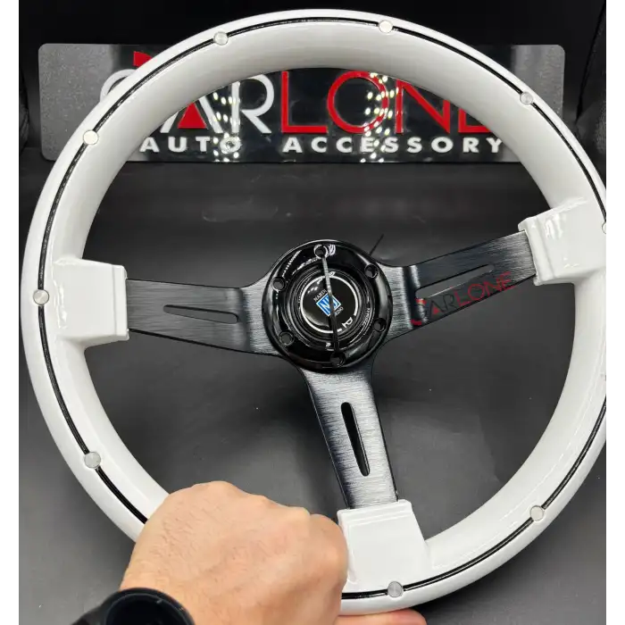 Nardi Model Beyaz Renk Spor Direksiyon Ortası Siyah Çizgili Model