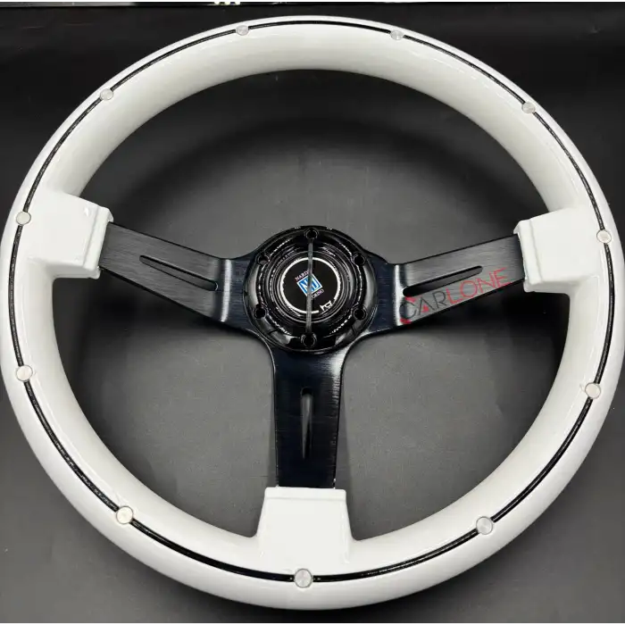 Nardi Model Beyaz Renk Spor Direksiyon Ortası Siyah Çizgili Model