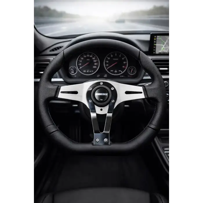 Momo Tip Spor Direksiyon Siyah Deri Detaylı 32cm Özel Seri