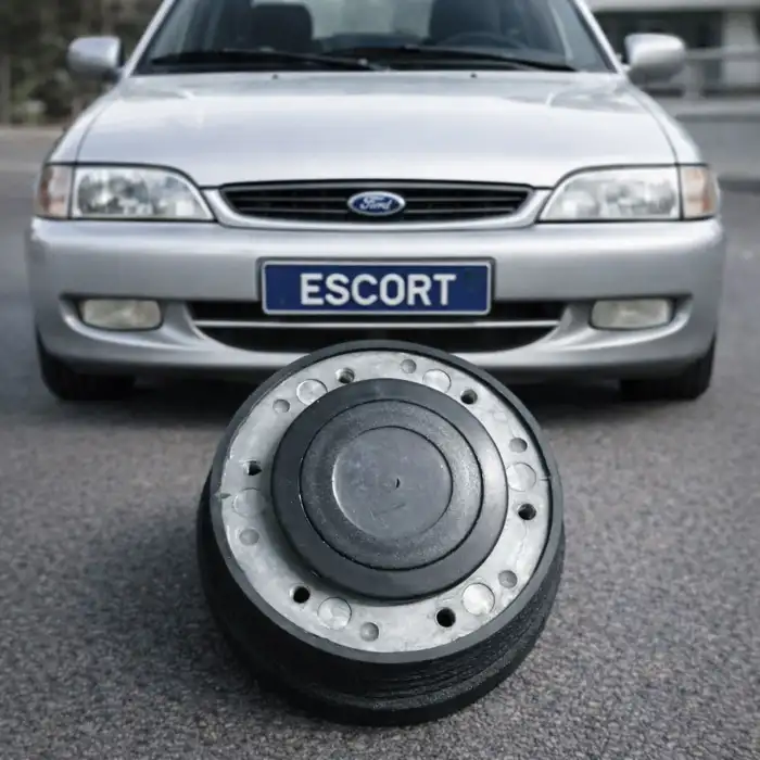 Ford Escort Uyumlu Sabit Spor Direksiyon Göbeği Momo Tip