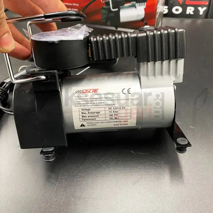 Araba Oto Araç Lastik Şişirme Pompası Hava Kompresörü