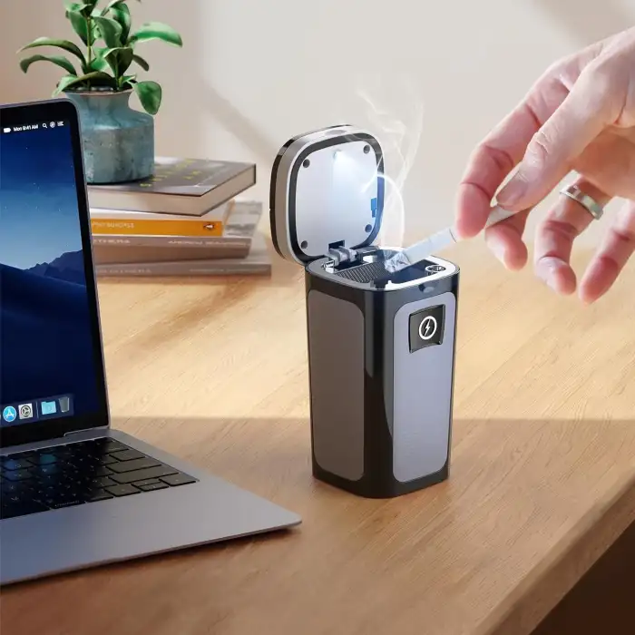 Araç İçi Küllük Lüks Güneş Enerjili Çakmaklı Seramik Deri Detaylı Premium Model