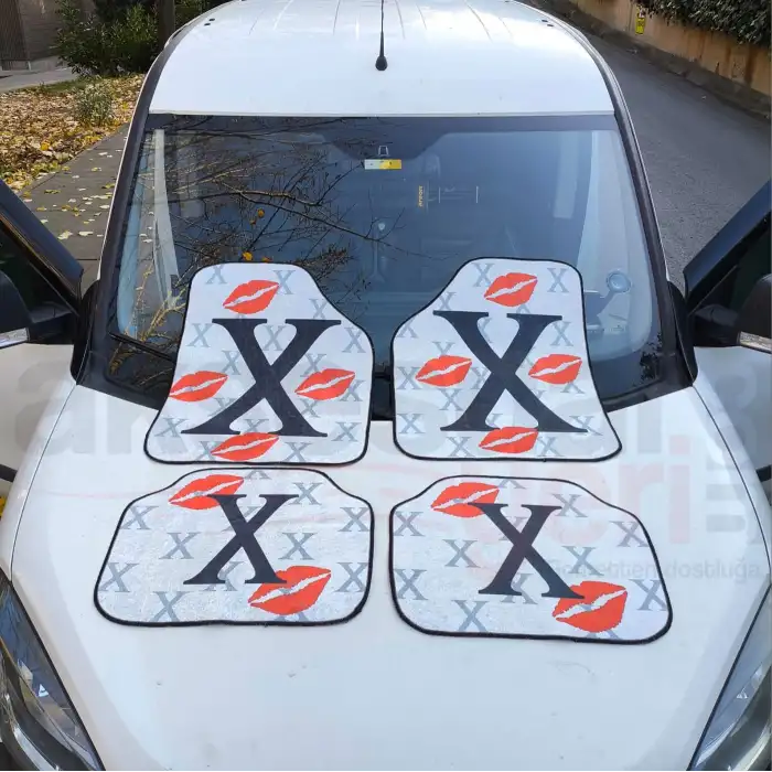 Areon X Öpücüklü Beyaz Desen Araç İçi Halı Paspas-Kaydırmaz Taban-Universal-Yıkanabilir