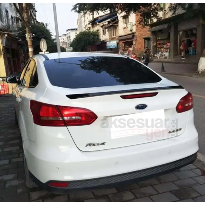 Ford Focus 2012-2018 Sedan Bagaj Üstü Spoiler Parlak Siyah Boyalı İthal Ürün Plastik