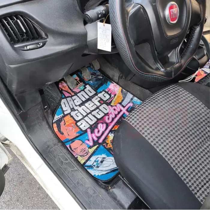 GTA Desen Araç İçi Halı Paspas-Kaydırmaz Taban-Universal Her Araca Uyumlu-Yıkanabilir