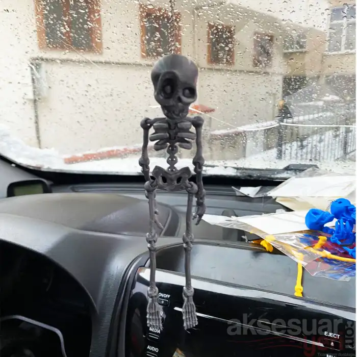 İskelet Ayna Süsü Gri Renk Zincirli A+ Ürün