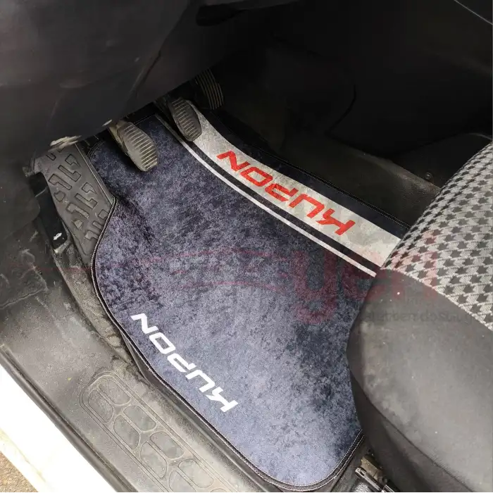 Kupon Turuncu Desen Araç İçi Halı Paspas-Kaydırmaz Taban-Universal Her Araca Uyumlu-Yıkanabilir