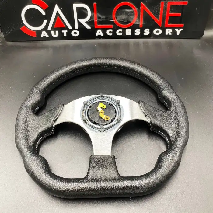 Momo Spor Direksiyon 32cm Karbon-Altı Kesikli Yarış Spor Direksiyonu