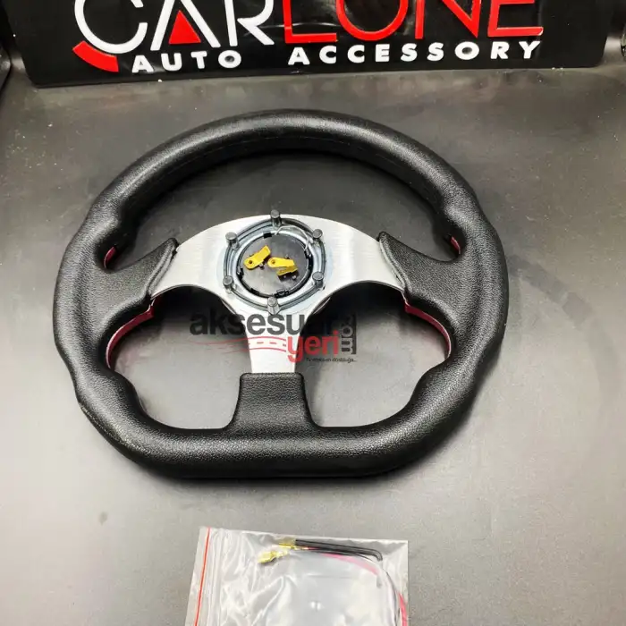 Momo Spor Direksiyon 32cm Kırmızı Altı Kesikli Yarış Spor Direksiyonu