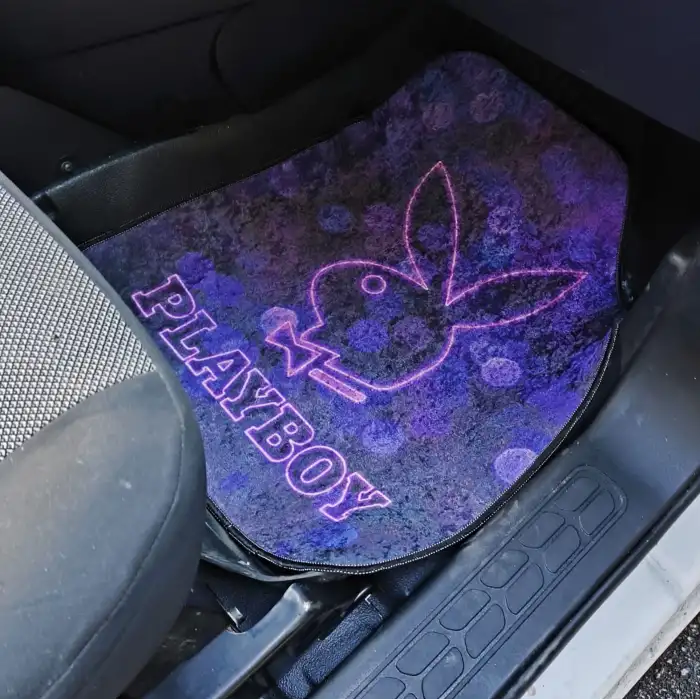 Playboy Desen Araç İçi Halı Paspas-Kaydırmaz Taban-Universal Her Araca Uyumlu-Yıkanabilir