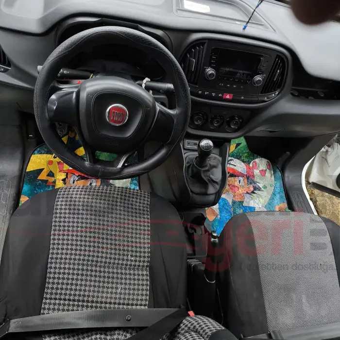 Pokemon Ash Araç İçi Halı Paspas-Kaydırmaz Taban-Üniversal Her Araca Uyumlu-Yıkanabilir