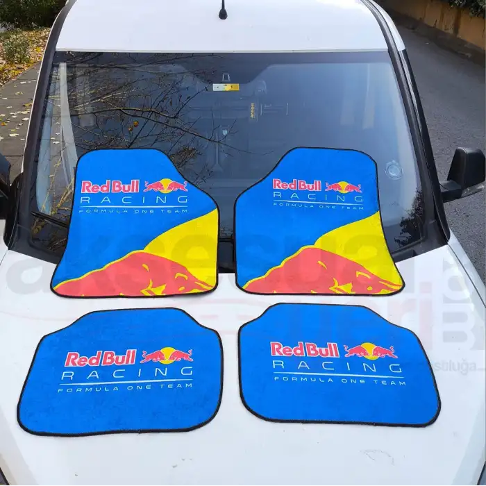 Redbull Desen Araç İçi Halı Paspas-Kaydırmaz Taban-Universal Her Araca Uyumlu-Yıkanabilir