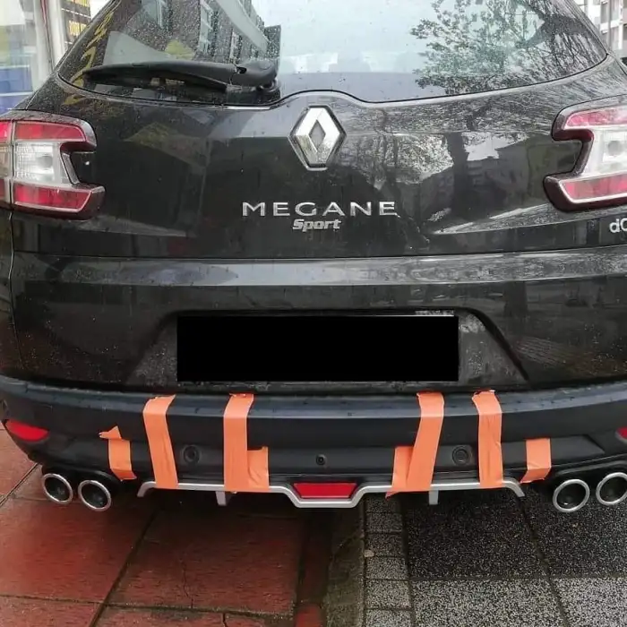 RENAULT MEGANE3 HB UYUMLU DİFÜZÖR ARKA TAMPON EKİ/UNIV.MDL