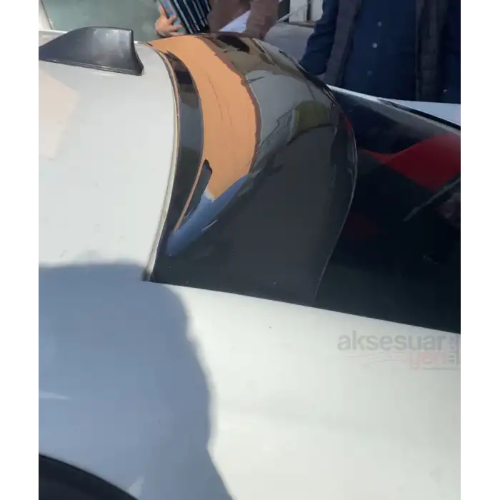Renault Megane4 Arka Cam Üstü Spoiler Parlak Siyah Spoyler