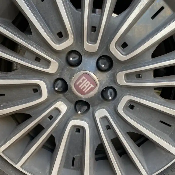 Sivri Bijon Parlak Malzeme Krom Renk 17mm 20 Adet