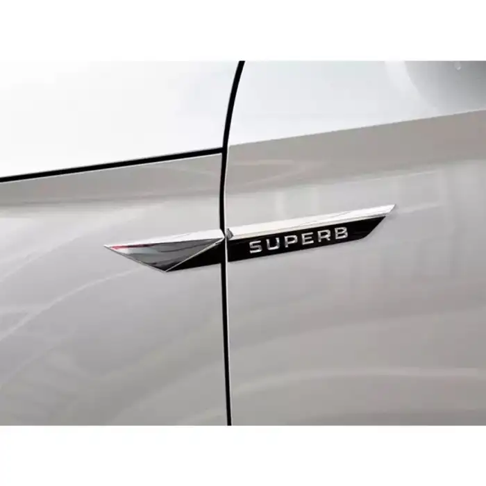 Skoda SuperB 4parça Siyah Çamurluk Arması Venti -Metal ve Nikelaj Kaplamalı A+ Ürün
