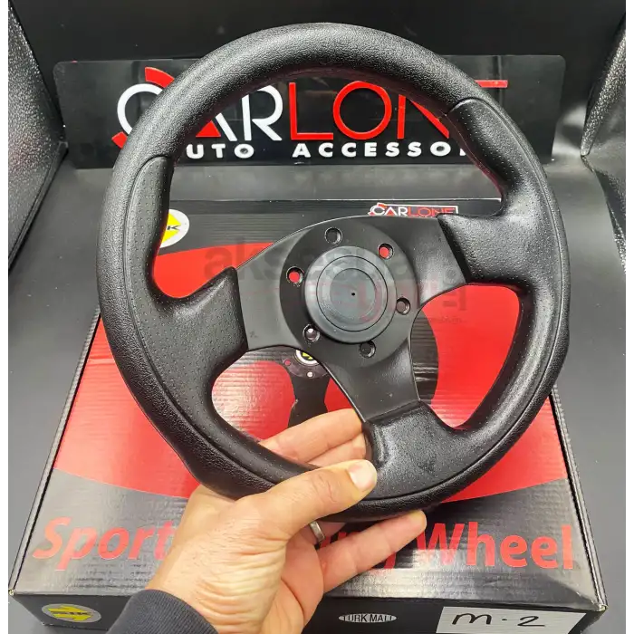 Spor Direksiyon Deri 28Cm Momo Tip - Yarış Spor Direksiyonu