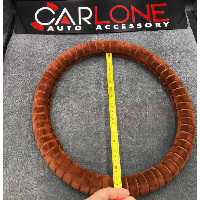 Tay Tüyü Peluş Geçme Direksiyon Kılıfı-Spor Görünüm-Kahverengi-İç 32-Dış 38cm