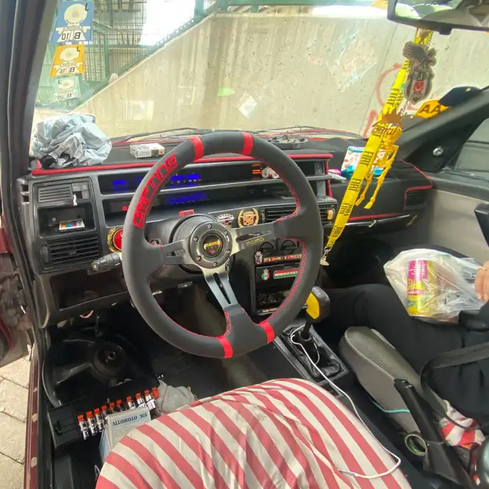 Tempra-Tipo Göbek-35cm Siyah Deri Drifting Momo Spor Direksiyon