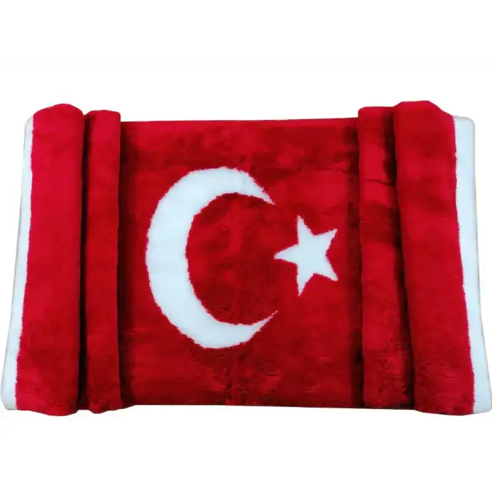 Torpido Üstü Peluş Örtü Türk Bayrağı Polar Kumaş Desenli Tasarım