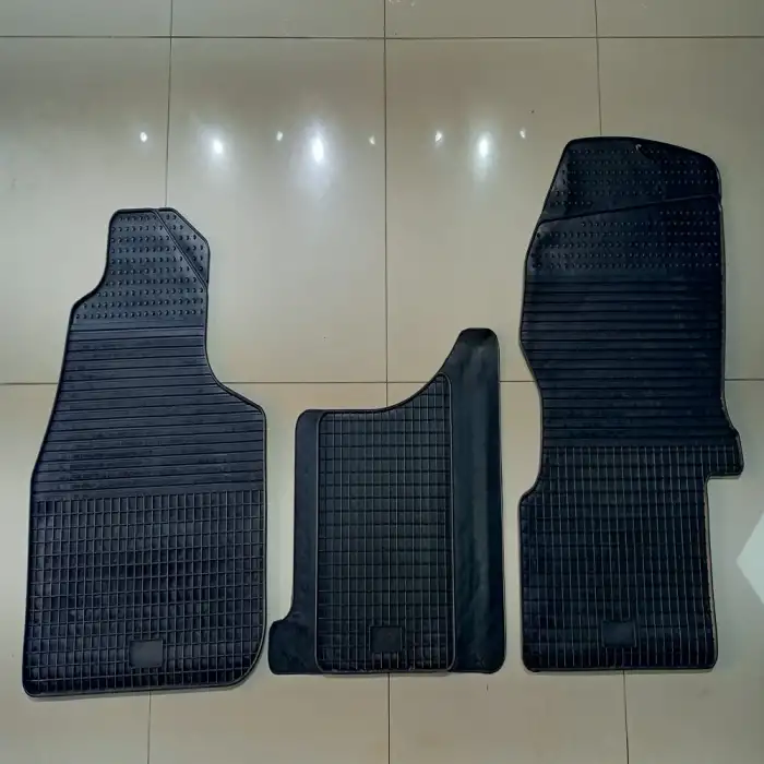 VOLKSWAGEN CRAFTER KAUÇUK PASPAS SİYAH A+ÜRÜN