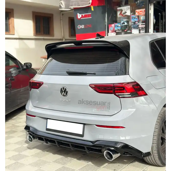Volkswagen Golf 8 GTI Difüzör - Parlak Siyah Krom Uçlu