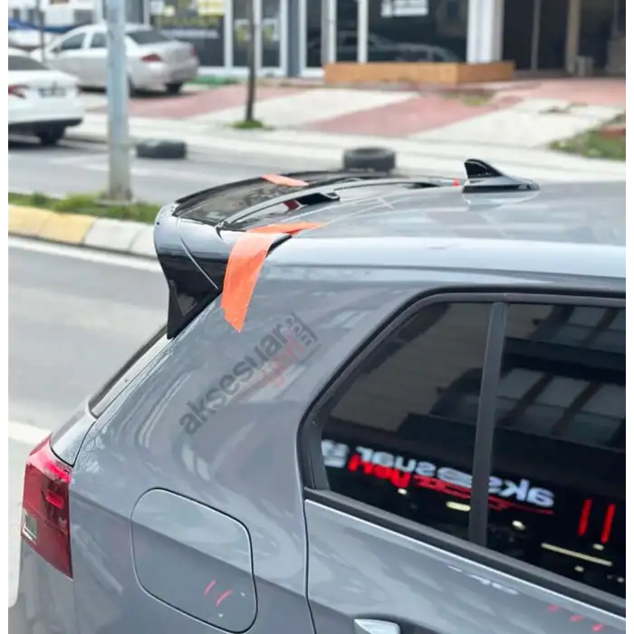 Volkswagen Golf 8 R Spoiler - Piano Black-Parlak Siyah