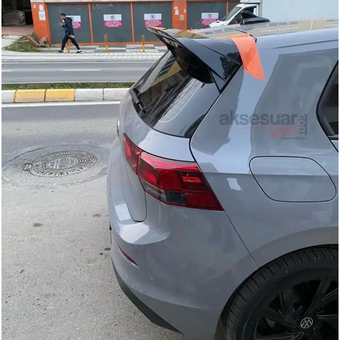 Volkswagen Golf 8 R Spoiler - Piano Black-Parlak Siyah