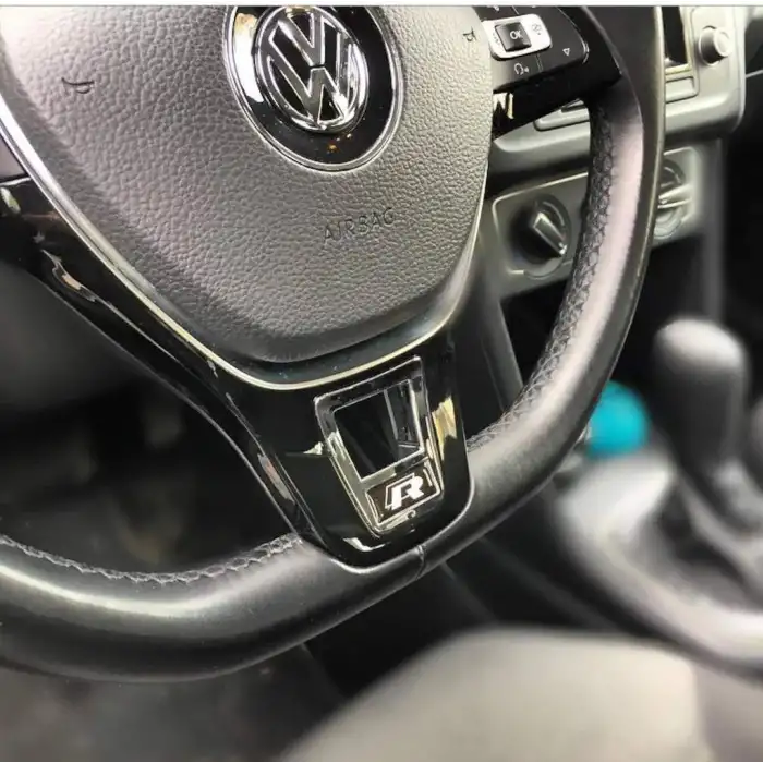 Volkswagen R Direksiyon Logosu - Siyah - Geçmeli Model