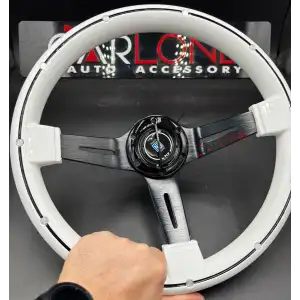 Nardi Model Beyaz Renk Spor Direksiyon Ortası Siyah Çizgili Model