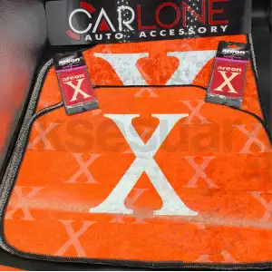 Areon X Kokulu ve X Öpücüklü Kırmızı Araç İçi Halı Paspas-Kaydırmaz Taban-Universal-Yıkanabilir