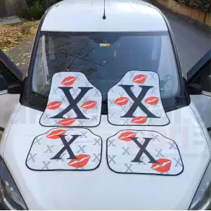 Areon X Öpücüklü Beyaz Desen Araç İçi Halı Paspas-Kaydırmaz Taban-Universal-Yıkanabilir