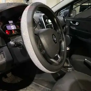 Beyaz Taşlı Direksiyon Kılıfı Swaroski Diamond Parlak Geçme Direksiyon Kılıfı 38 cm Çaplı