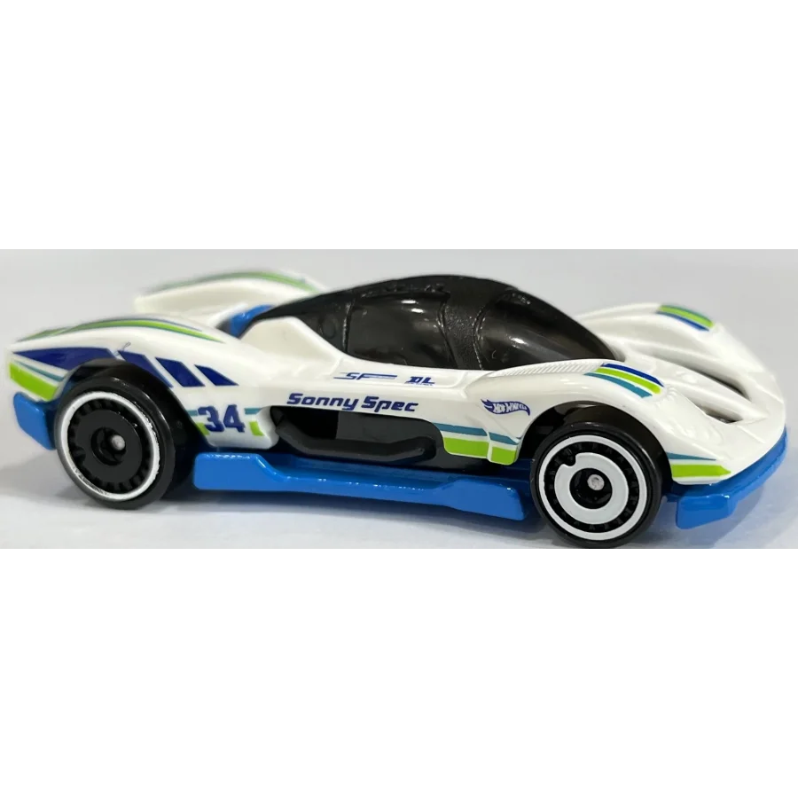 Hot Wheels Track Champs Group C Fantasy HKG34