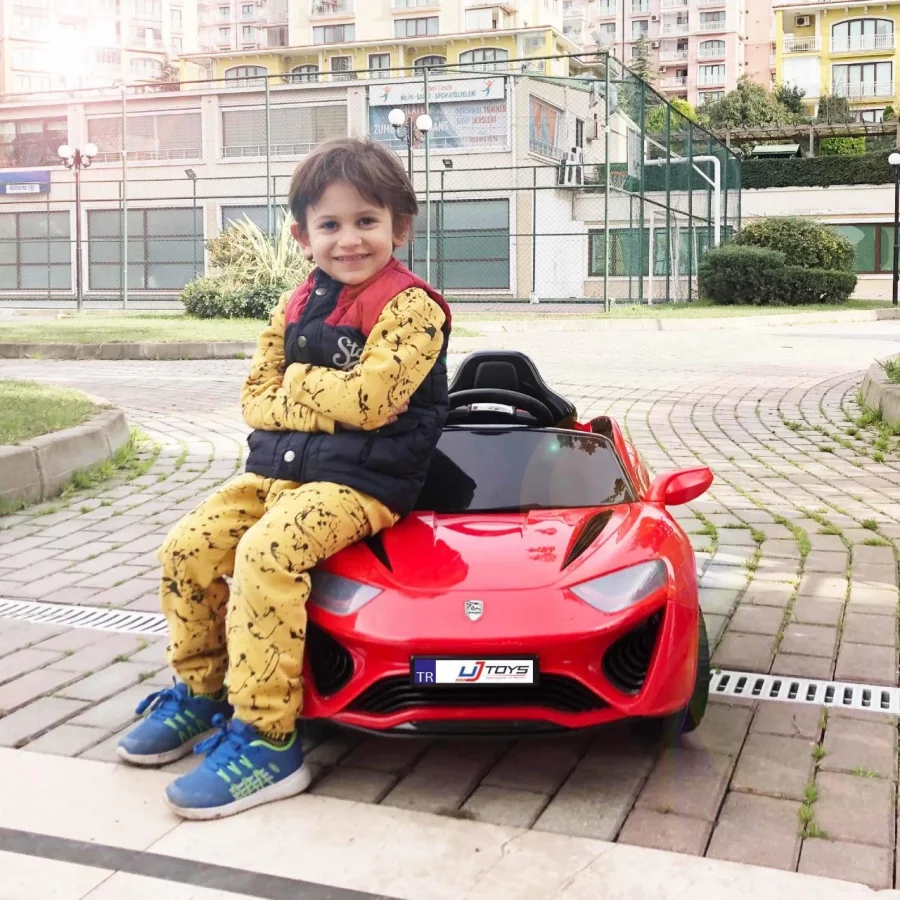 Uj Toys Jagor Uzaktan Kumandalı Akülü Araba 12V-Kırmızı