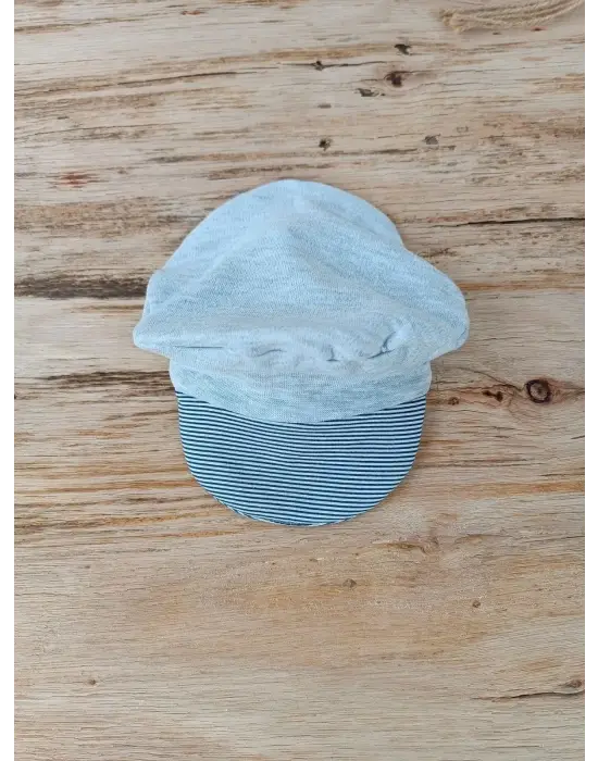 Zarif Çizgi Desenli Papyonlu Bebek Tulumu