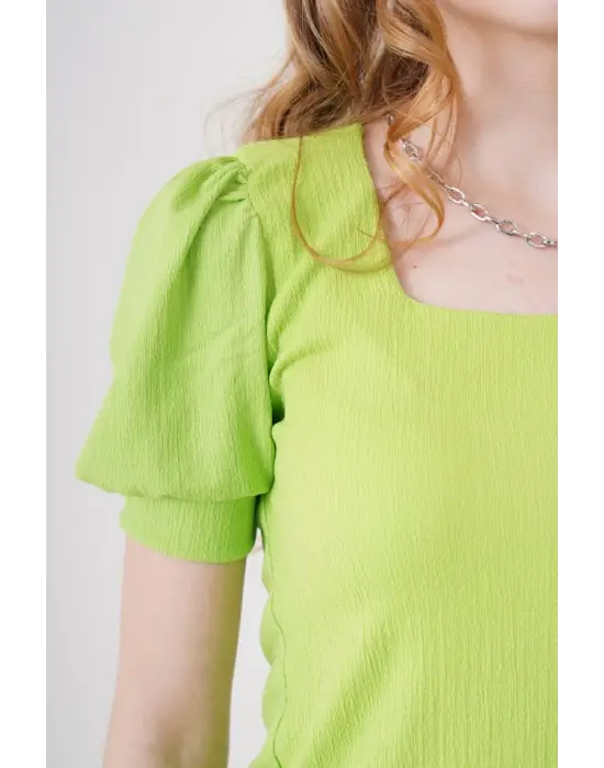 0409 Kare Yaka Örme Bluz - E.Yeşil
