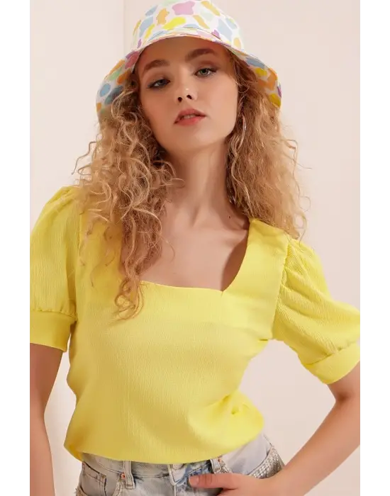 0409 Kare Yaka Örme Bluz - Sarı