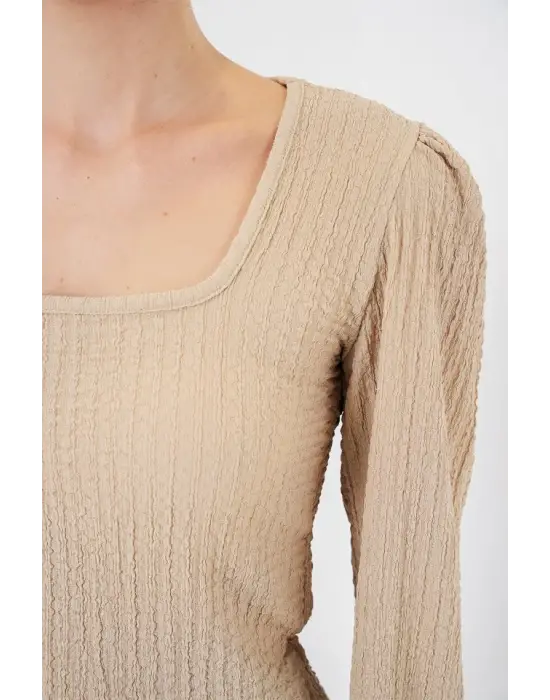 0442 Uzun Kollu Bluz - Bisküvi
