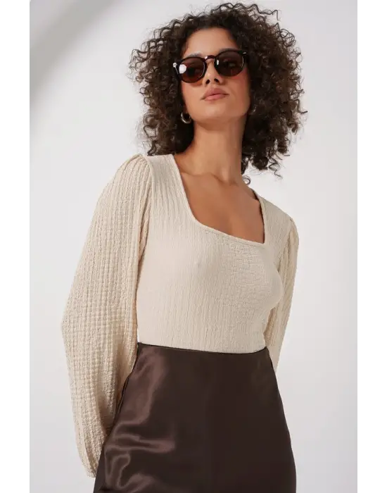 0442 Uzun Kollu Bluz - Krem