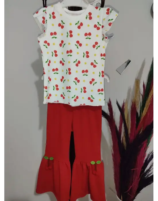 1-2-3-4 Yaş Kiraz Baskılı Tişört İspanyol Paçalı Likralı 2li Kız Çocuk Takımı Kırmızı