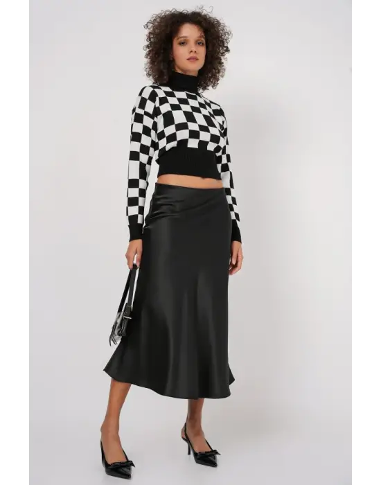 15806 Saten Etek - Siyah