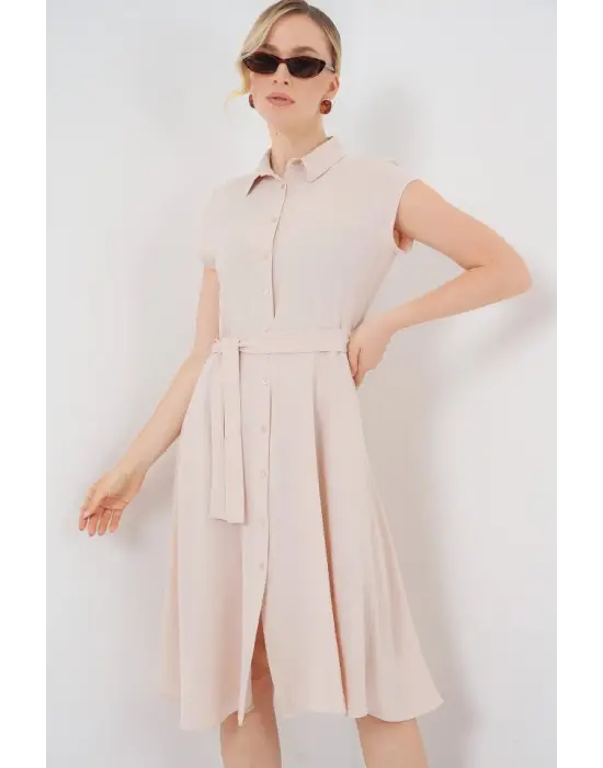 1677 Boydan Düğmeli Kuşaklı Elbise - Krem