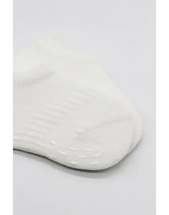 Omarı Kaymaz Tabanlı Basic Penye Çorap Seti Ekru