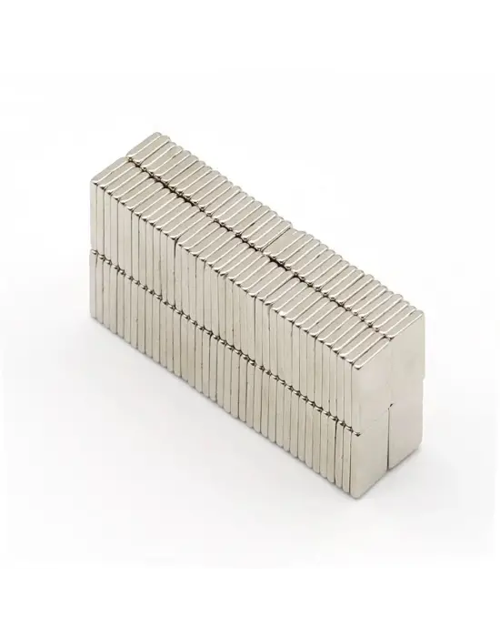 20 Adet 15x10x1.5 Mm Köşeli Neodyum Mıknatıs N35 Magnet Dayanıklı Nikel Kaplama